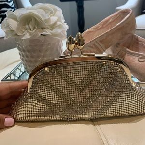 Gold sequence clutch